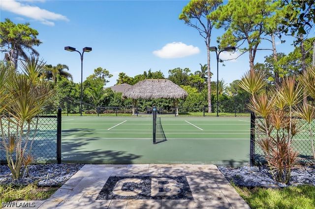 111 Caribbean RD, Naples, FL 34108
