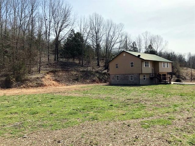 5682 Wade Road, Harrison, AR 72601