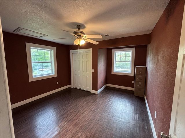 5682 Wade Road, Harrison, AR 72601