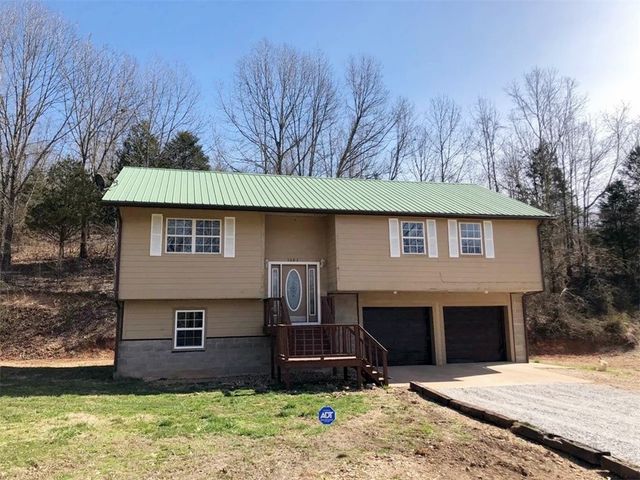 5682 Wade Road, Harrison, AR 72601
