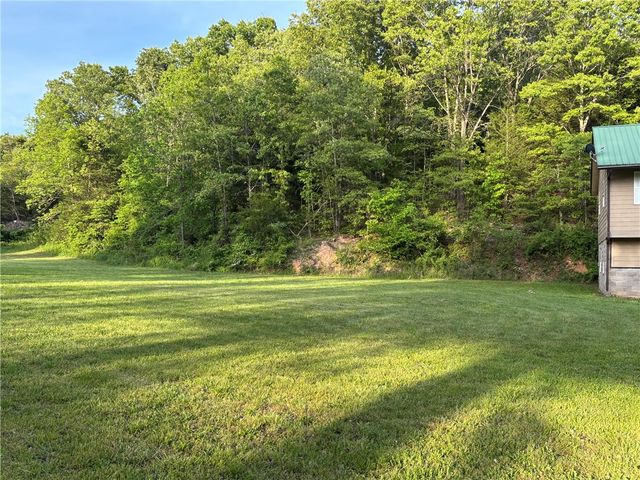 5682 Wade Road, Harrison, AR 72601