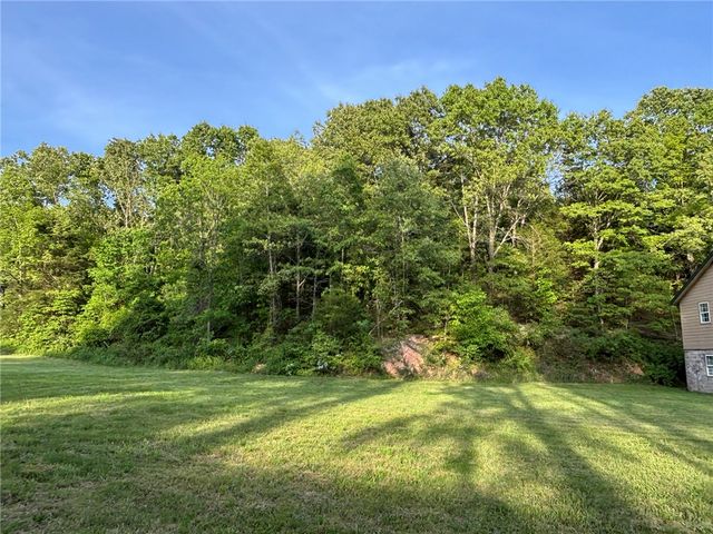 5682 Wade Road, Harrison, AR 72601