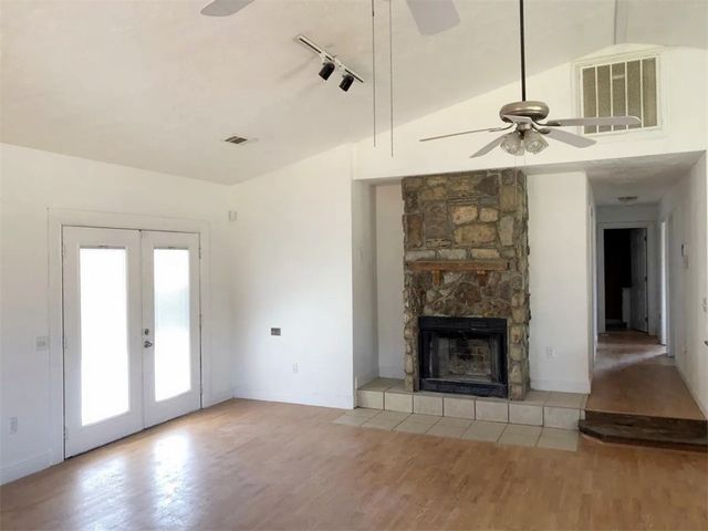 5682 Wade Road, Harrison, AR 72601