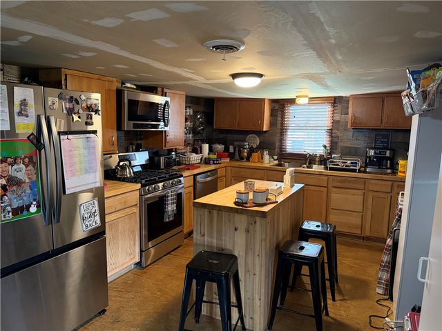 203 Second Street, Uniontown, PA 15416