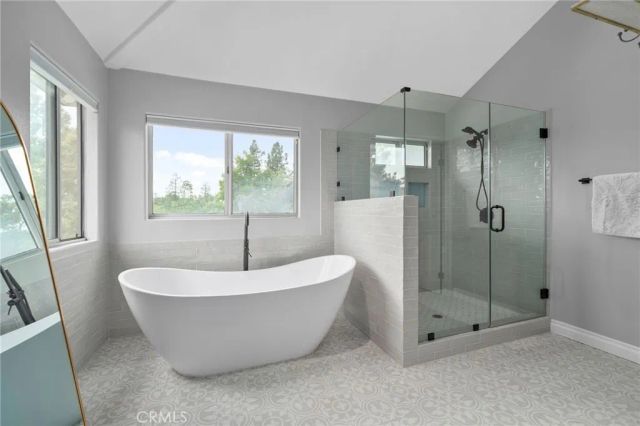 416 Alamosa Drive, Claremont, CA 91711