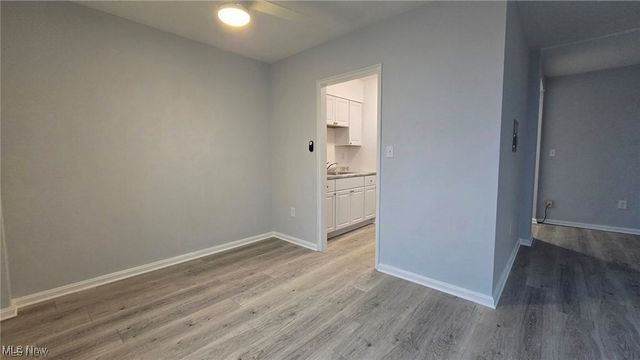 11820 Edgewater Drive, Lakewood, OH 44107