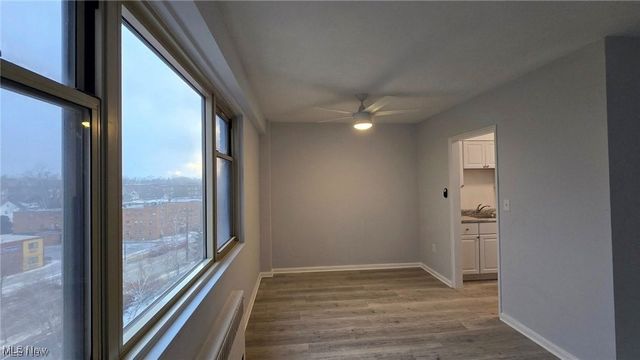 11820 Edgewater Drive, Lakewood, OH 44107