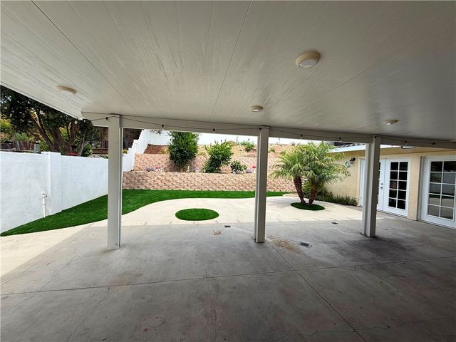 5990 Dovetail, Agoura Hills, CA 91301