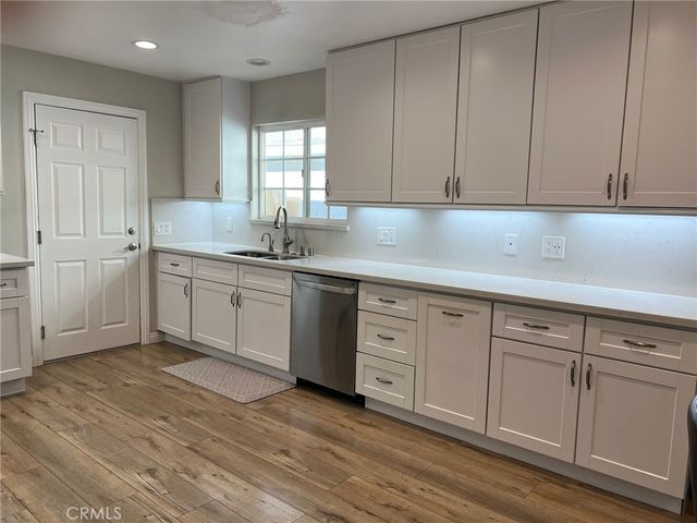 5990 Dovetail, Agoura Hills, CA 91301