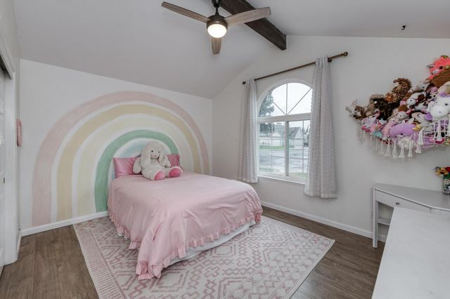 288 W Magill Avenue, Clovis, CA 93612