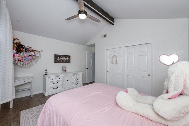 288 W Magill Avenue, Clovis, CA 93612