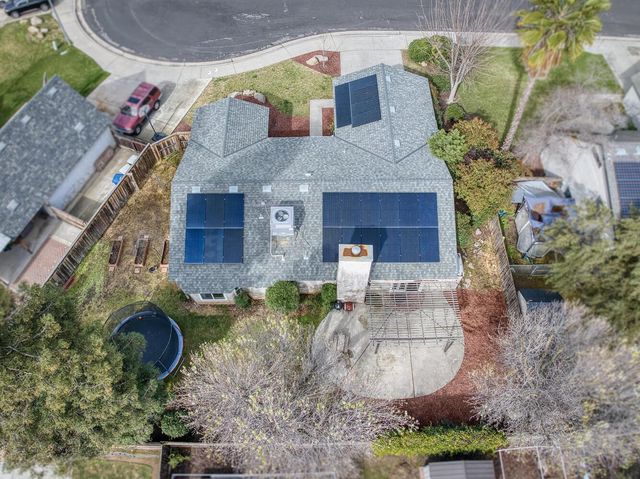 288 W Magill Avenue, Clovis, CA 93612