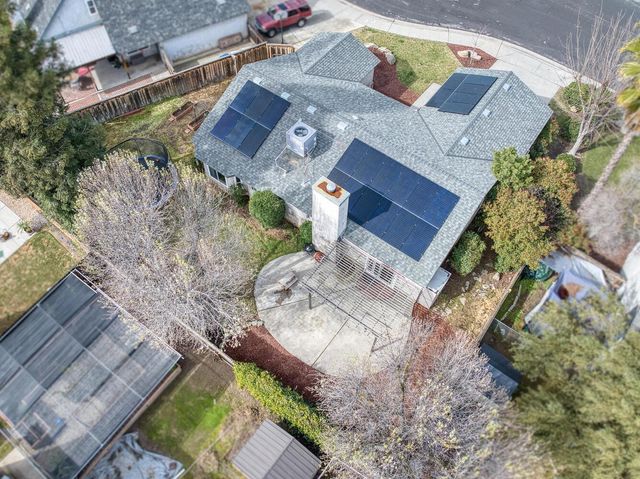 288 W Magill Avenue, Clovis, CA 93612