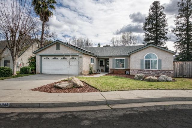 288 W Magill Avenue, Clovis, CA 93612