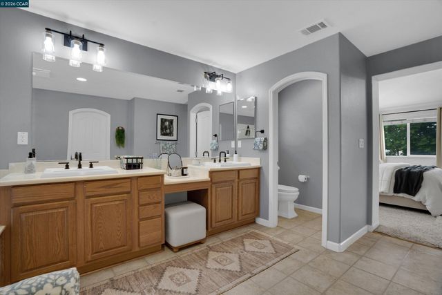 51 Sandhill Crane Ct, Oakley, CA 94561