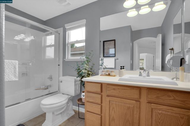 51 Sandhill Crane Ct, Oakley, CA 94561