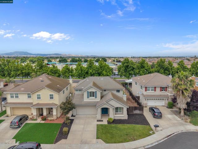 51 Sandhill Crane Ct, Oakley, CA 94561