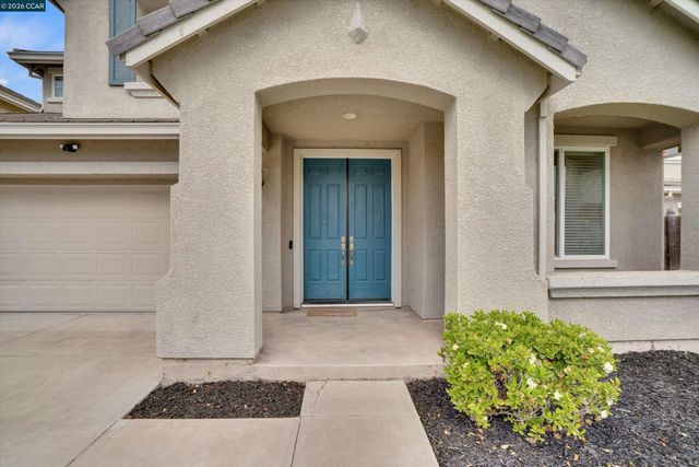 51 Sandhill Crane Ct, Oakley, CA 94561