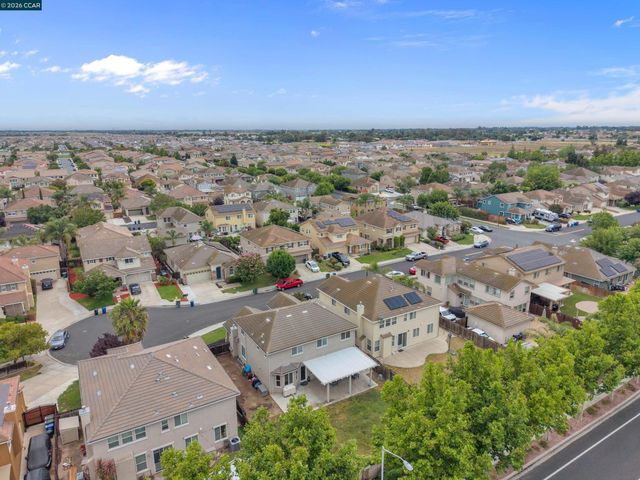 51 Sandhill Crane Ct, Oakley, CA 94561