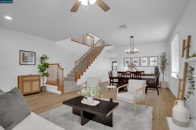 51 Sandhill Crane Ct, Oakley, CA 94561