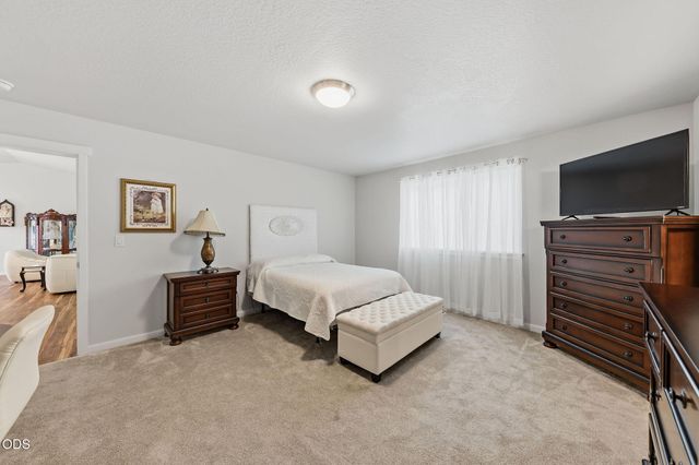 403 Berglund Street, Rogue River, OR 97537