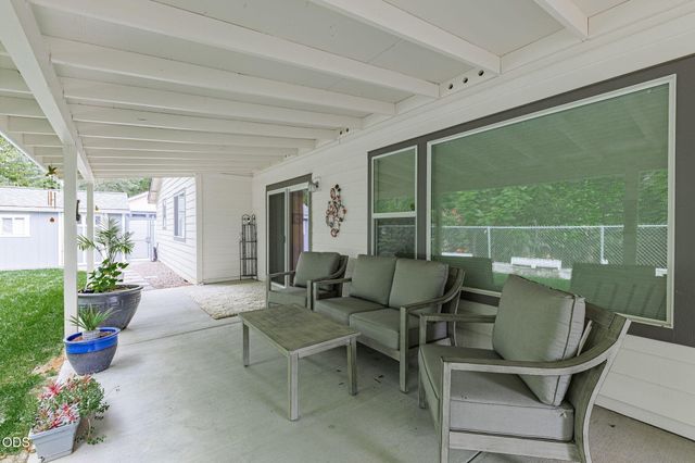 403 Berglund Street, Rogue River, OR 97537