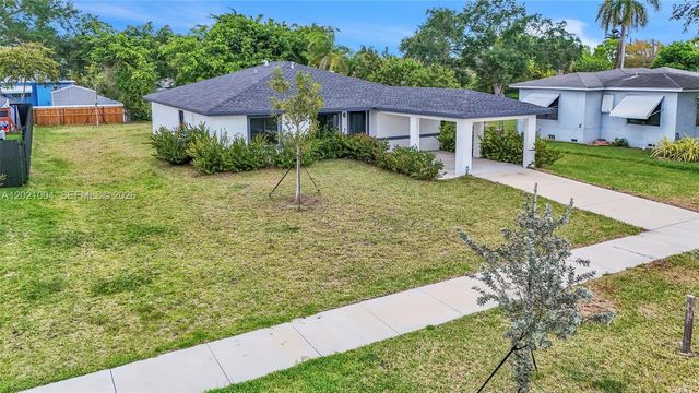 152 NW 18th St, Homestead, FL 33030
