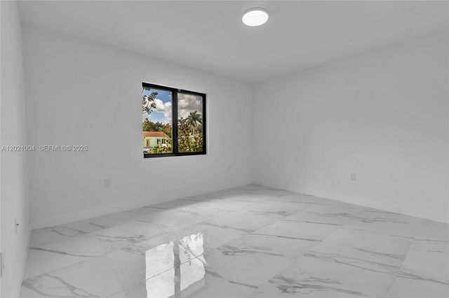 152 NW 18th St, Homestead, FL 33030
