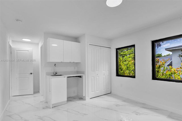 152 NW 18th St, Homestead, FL 33030