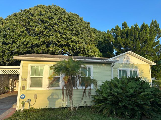 636 SW 7TH Avenue, Fort Lauderdale, FL 33315