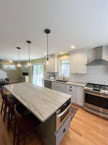 3 Baron Road, Hampton, NH 03842