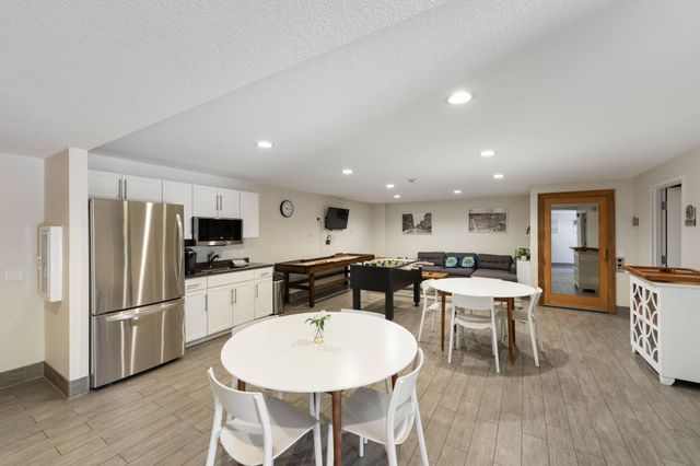 4820 Park Commons Drive 235, Saint Louis Park, MN 55416