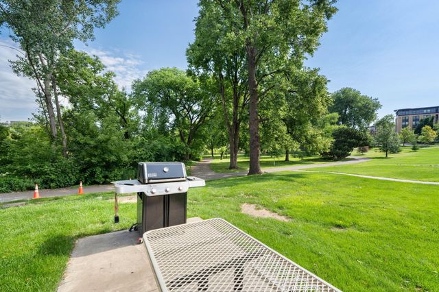 4820 Park Commons Drive 235, Saint Louis Park, MN 55416