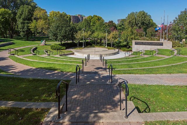 4820 Park Commons Drive 235, Saint Louis Park, MN 55416