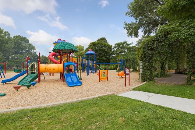 4820 Park Commons Drive 235, Saint Louis Park, MN 55416