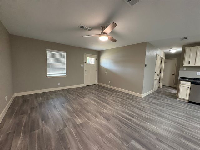 714 Upland Lane, Duncanville, TX 75116
