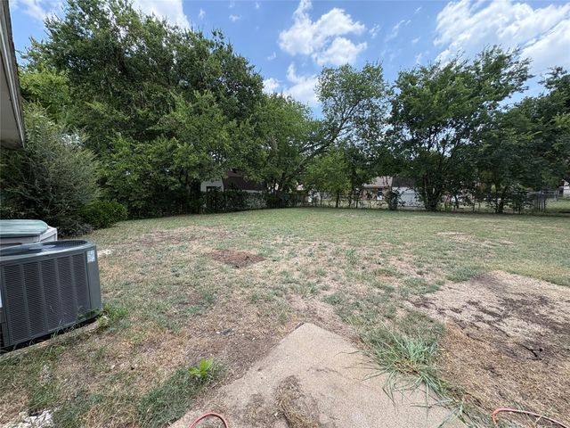 714 Upland Lane, Duncanville, TX 75116