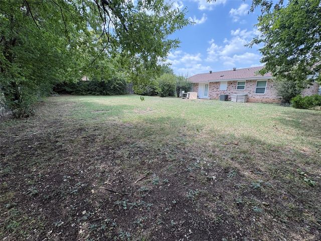 714 Upland Lane, Duncanville, TX 75116