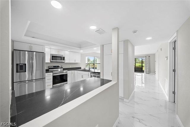 16472 timberlakes DR 101, Fort Myers, FL 33908