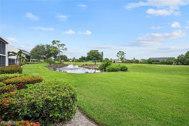 16472 timberlakes DR 101, Fort Myers, FL 33908
