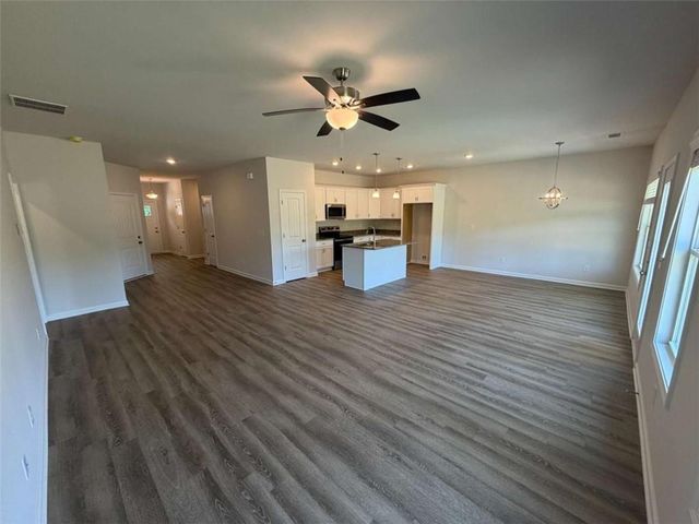 653 Dortch Road, Eastanollee, GA 30538