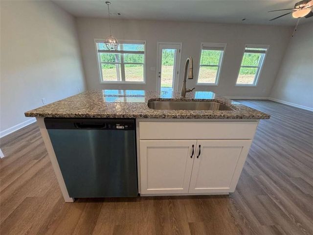 653 Dortch Road, Eastanollee, GA 30538