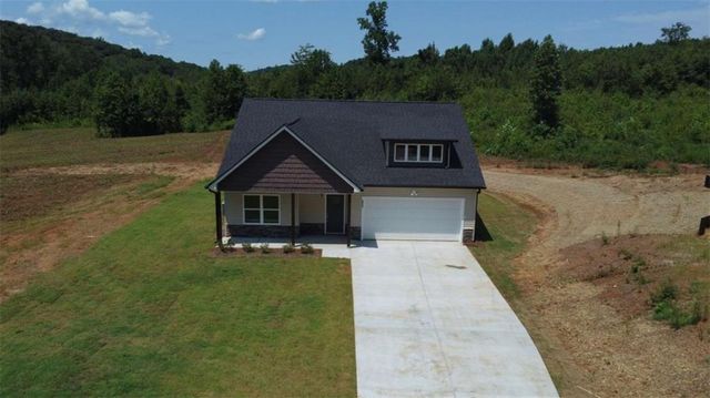 653 Dortch Road, Eastanollee, GA 30538