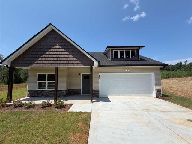 653 Dortch Road, Eastanollee, GA 30538