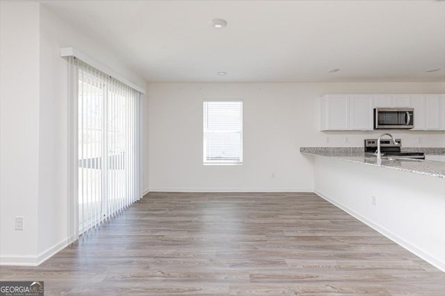 239 Isabella Way, Byron, GA 31008