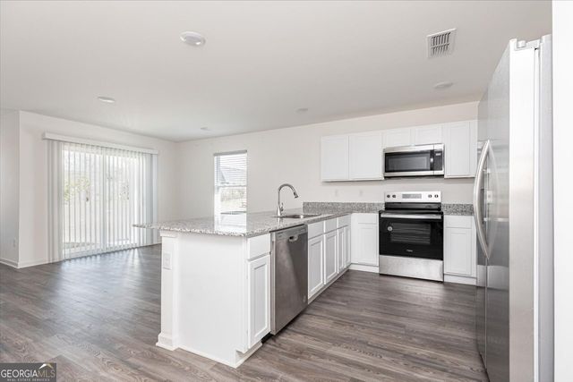 239 Isabella Way, Byron, GA 31008