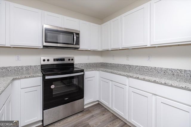 239 Isabella Way, Byron, GA 31008