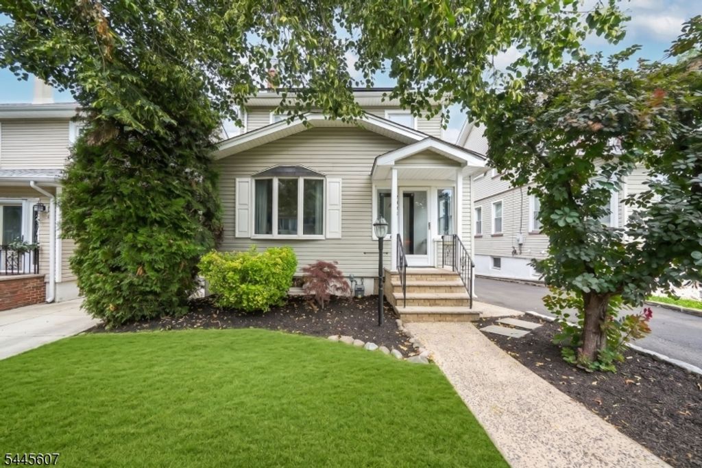 1046 Falls Ter, Union Twp., NJ 07083 — exterior