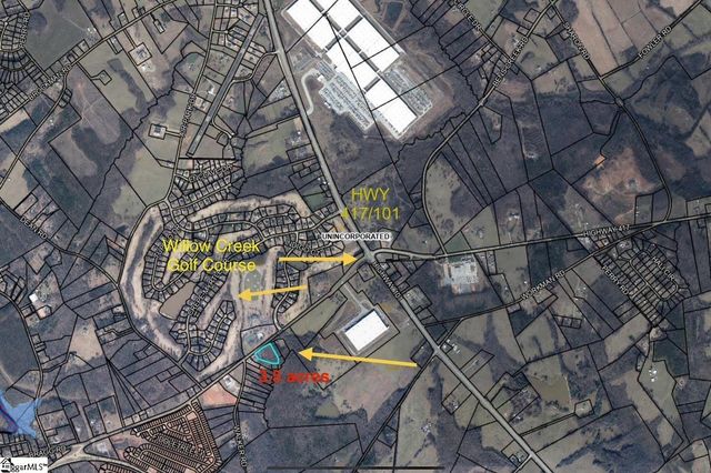 3759 417 Highway, Woodruff, SC 29388