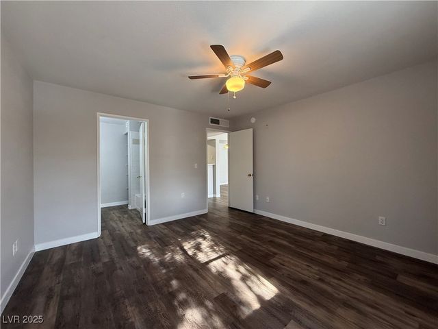 7885 West Flamingo Road 2153, Las Vegas, NV 89147